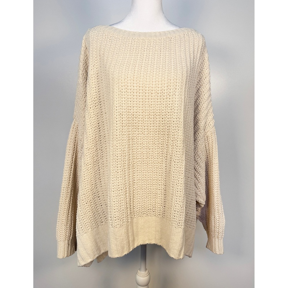 AE Oversized Cream Knit Sweater Size XL‎